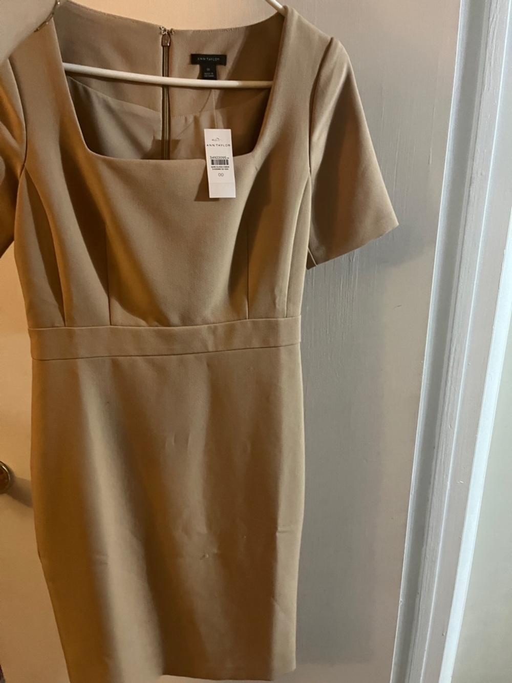 Ann Taylor Camel Square Neck Short Sleeve Sheath Dress